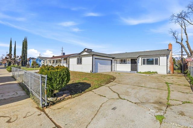 2681 Meadowvale Ave, Sacramento, CA 95822