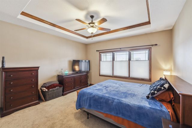 6805 Aubrey Court, Johnston, IA 50131