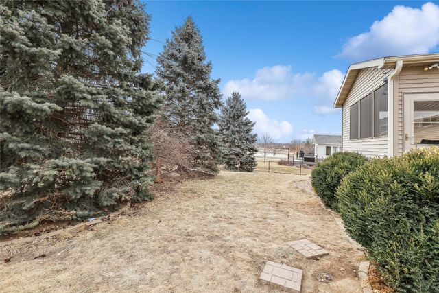 6805 Aubrey Court, Johnston, IA 50131