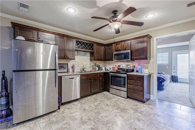 4318 83rd Street, Kansas City, MO 64119