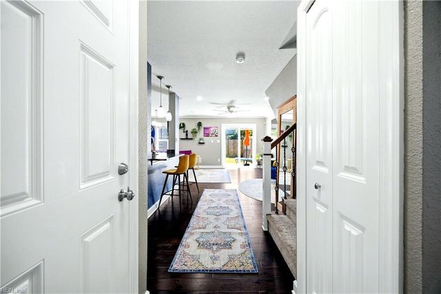 5548 Maple Cluster CT, Virginia Beach, VA 23462