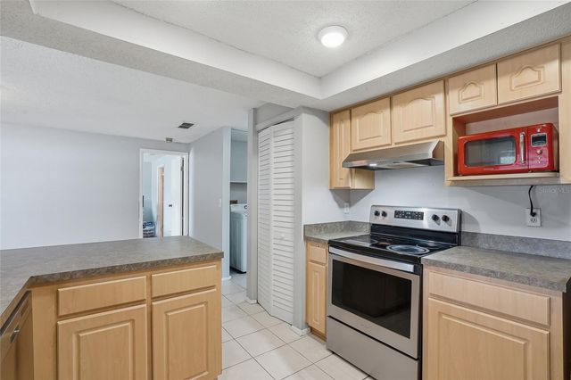 4104 FALLON COURT, Brandon, FL 33511