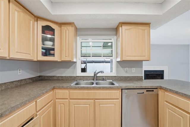 4104 FALLON COURT, Brandon, FL 33511