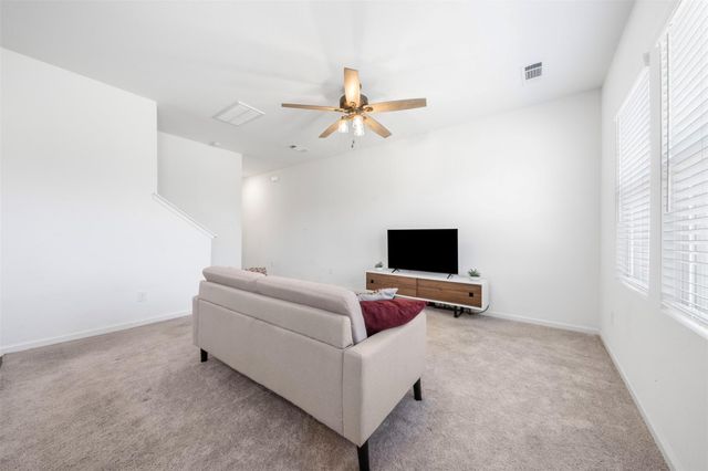 674 Amesbury Road, Montgomery, TX 77316