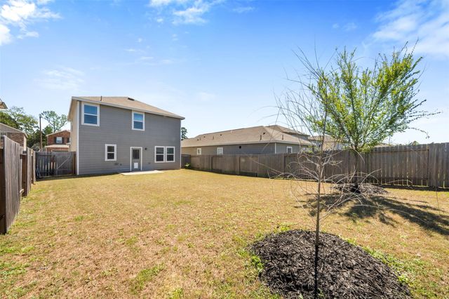 674 Amesbury Road, Montgomery, TX 77316