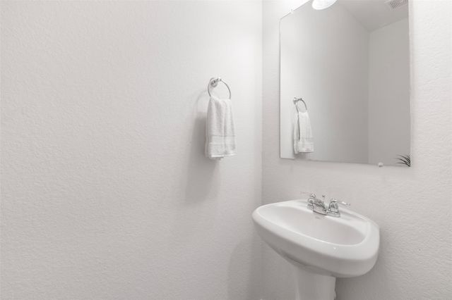 674 Amesbury Road, Montgomery, TX 77316