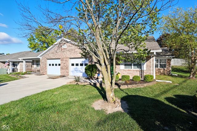 5535 Gateridge Lane, Indianapolis, IN 46237