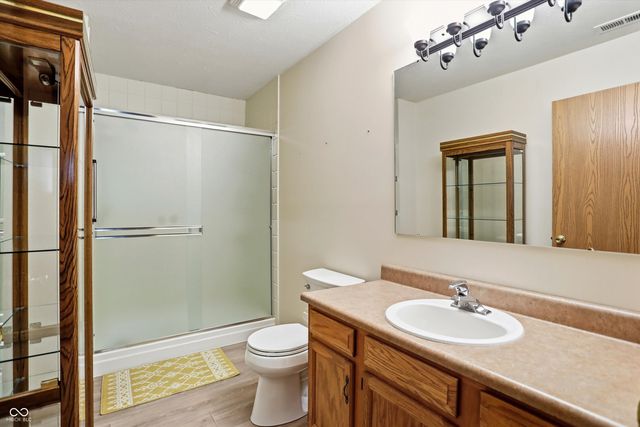 5535 Gateridge Lane, Indianapolis, IN 46237