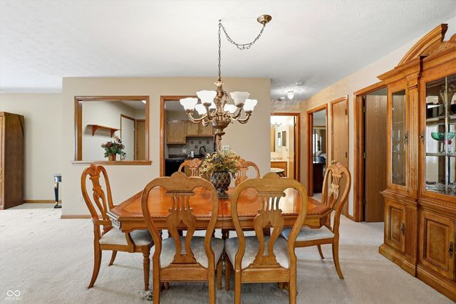 5535 Gateridge Lane, Indianapolis, IN 46237