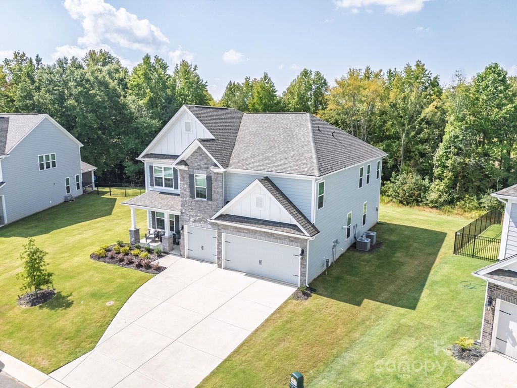 5127 Silver Creek Lane, Denver, NC 28037