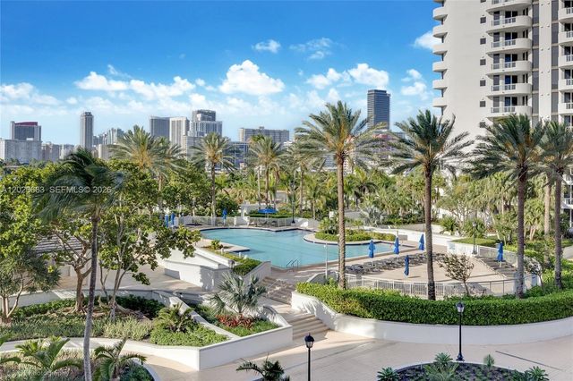 21205 Yacht Club Dr 701, Aventura, FL 33180