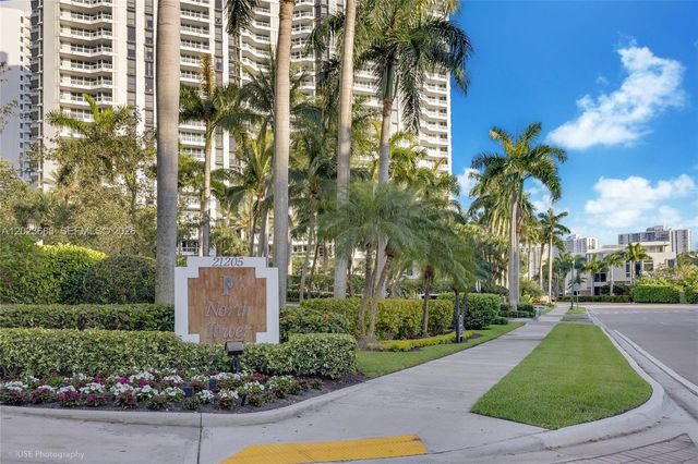 21205 Yacht Club Dr 701, Aventura, FL 33180