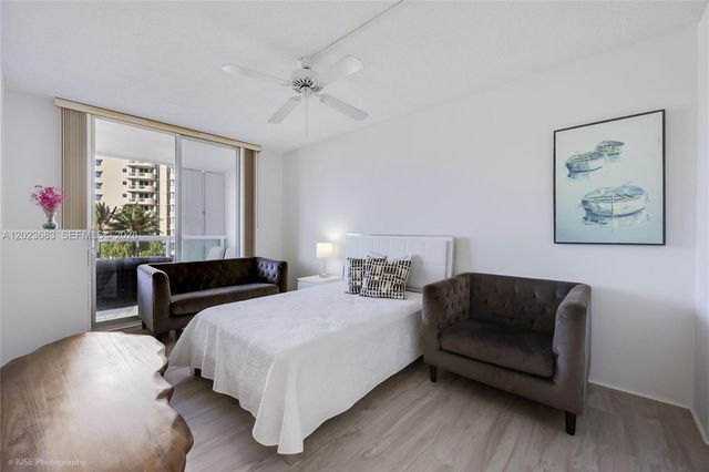 21205 Yacht Club Dr 701, Aventura, FL 33180