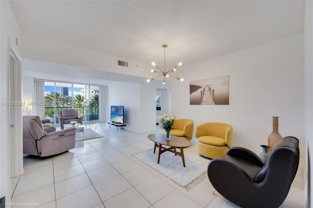 21205 Yacht Club Dr 701, Aventura, FL 33180