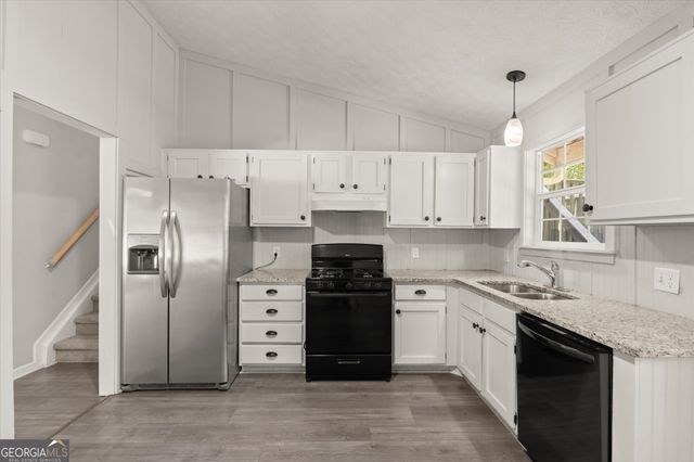 3613 Vinyard Way, Lawrenceville, GA 30044