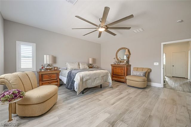 5188 Fiery Sky Ridge Street, Las Vegas, NV 89148