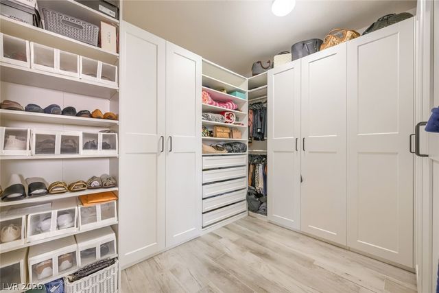 5188 Fiery Sky Ridge Street, Las Vegas, NV 89148