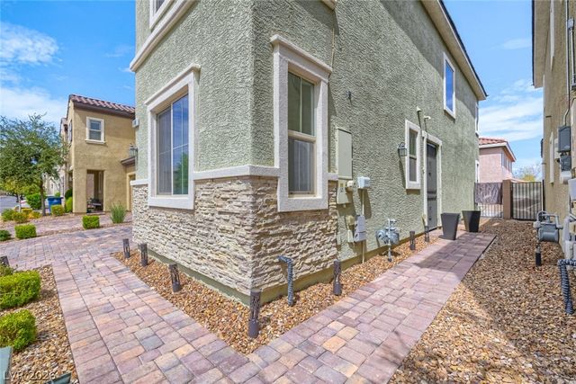 5188 Fiery Sky Ridge Street, Las Vegas, NV 89148