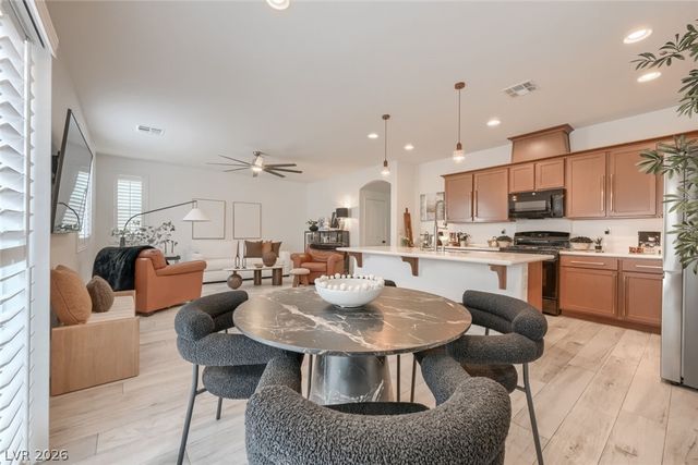 5188 Fiery Sky Ridge Street, Las Vegas, NV 89148