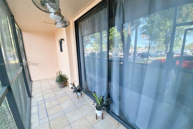 8520 SW 133rd Ave Rd 112, Miami, FL 33183