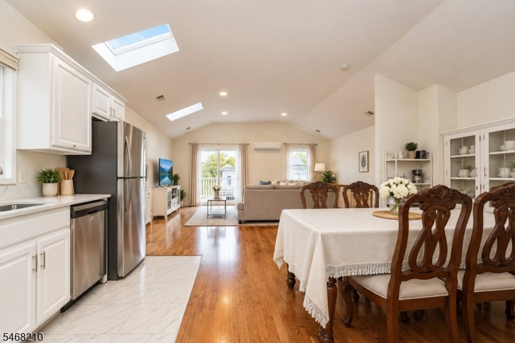 75 Grant Ave, Jersey City, NJ 07305 — photo 3