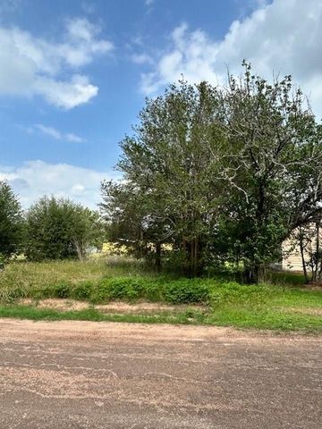 0 2nd Street, Hempstead, TX 77445