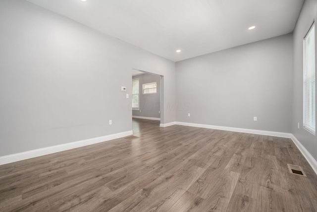 210 S Terrace Avenue, Columbus, OH 43204