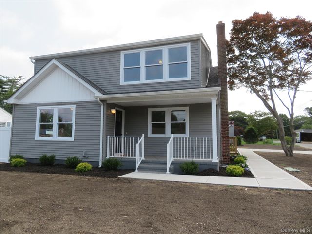 271 Washington Avenue, Patchogue, NY 11772