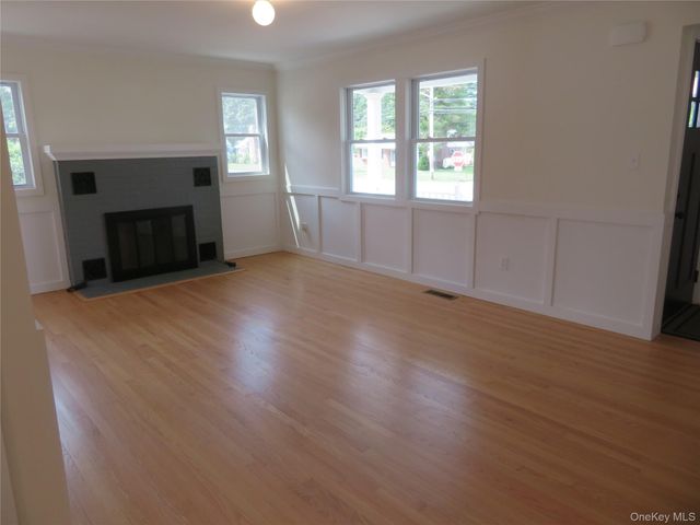 271 Washington Avenue, Patchogue, NY 11772