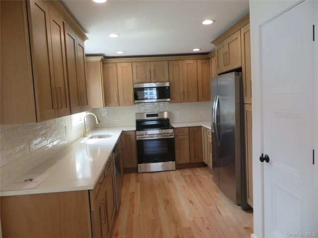 271 Washington Avenue, Patchogue, NY 11772