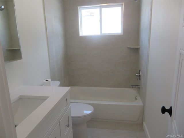 271 Washington Avenue, Patchogue, NY 11772