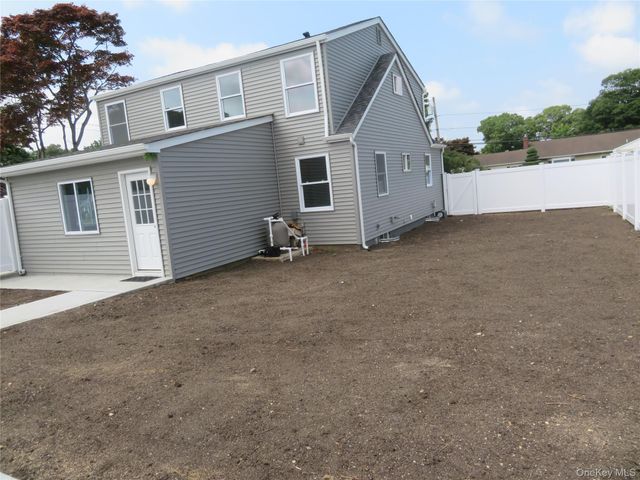 271 Washington Avenue, Patchogue, NY 11772