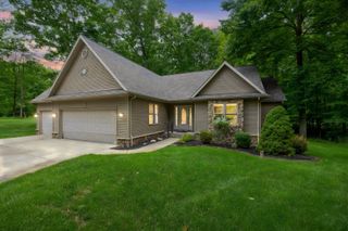 10372 Mountain View Trail, Canadian Lakes, MI 49346