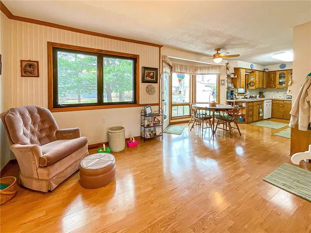 2614 Plaza Avenue, Sedalia, MO 65301