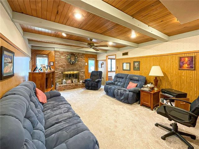 2614 Plaza Avenue, Sedalia, MO 65301