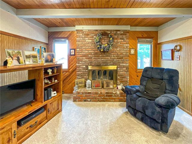 2614 Plaza Avenue, Sedalia, MO 65301