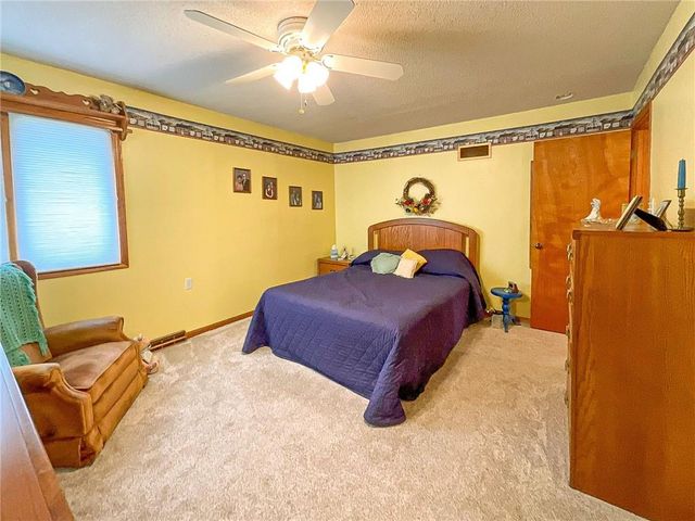 2614 Plaza Avenue, Sedalia, MO 65301