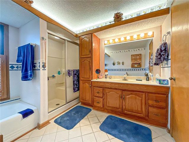 2614 Plaza Avenue, Sedalia, MO 65301