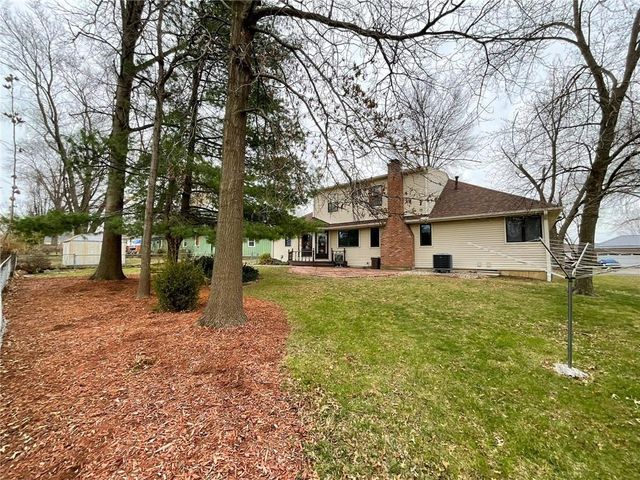 2614 Plaza Avenue, Sedalia, MO 65301