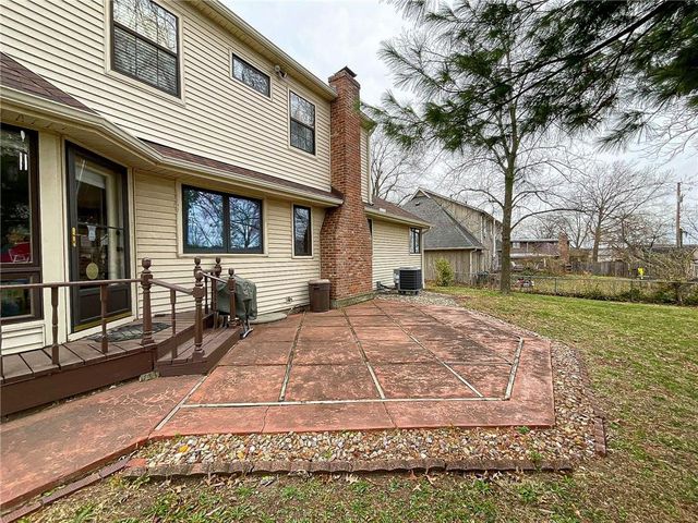 2614 Plaza Avenue, Sedalia, MO 65301