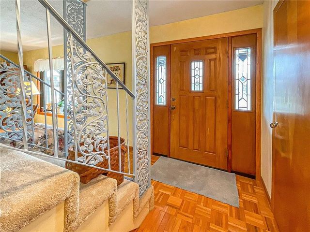 2614 Plaza Avenue, Sedalia, MO 65301