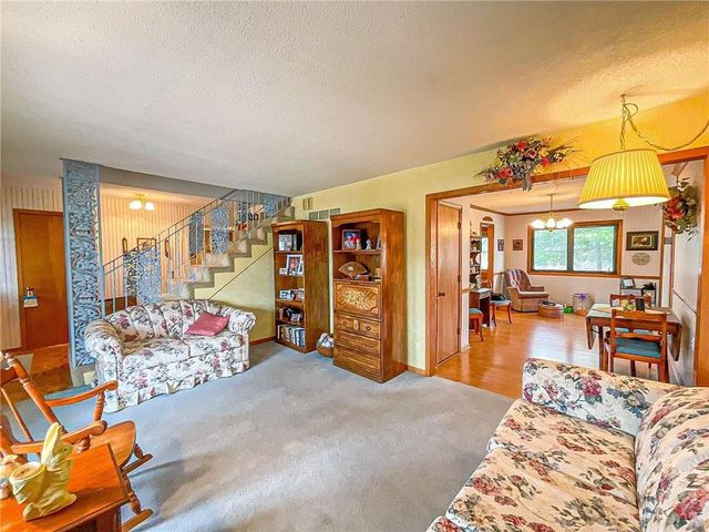 2614 Plaza Avenue, Sedalia, MO 65301