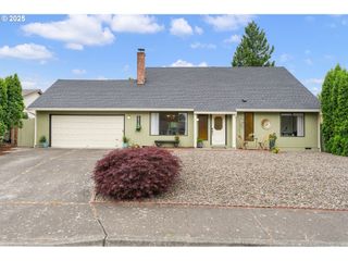 2025 Sw LEEWOOD Dr, Beaverton, OR 97003