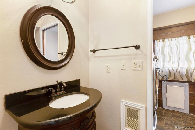 1874 Vagabond Creek Drive, Lake George, CO 80827