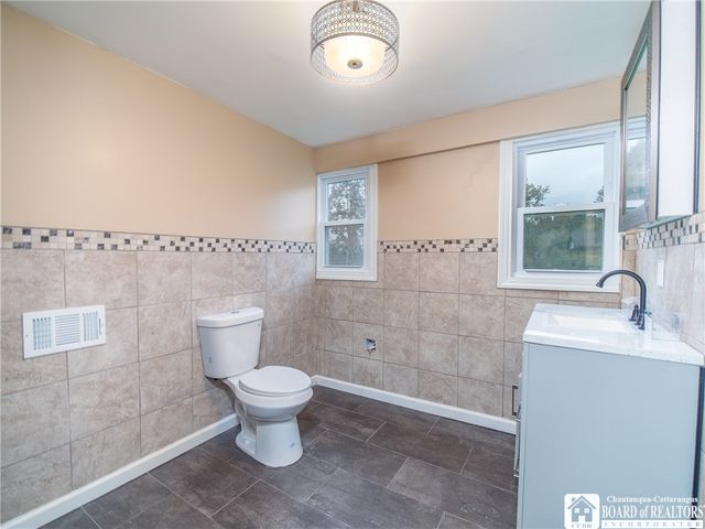 50 Babcock Avenue, Ellicott, NY 14701