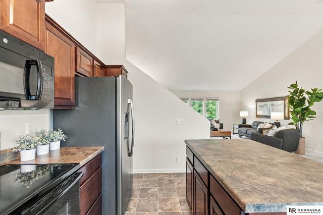8802 N 160th Street, Bennington, NE 68007