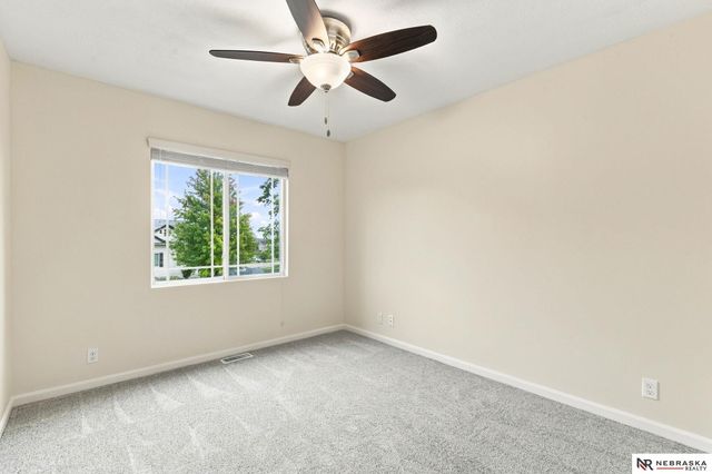 8802 N 160th Street, Bennington, NE 68007