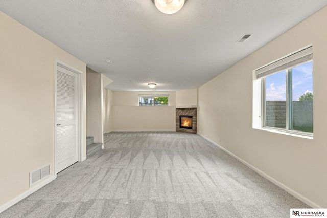 8802 N 160th Street, Bennington, NE 68007