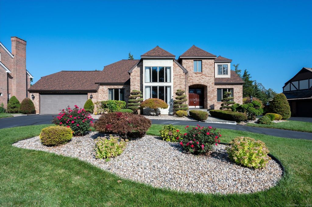 25 Wedgewood Drive, Wethersfield, CT 06109