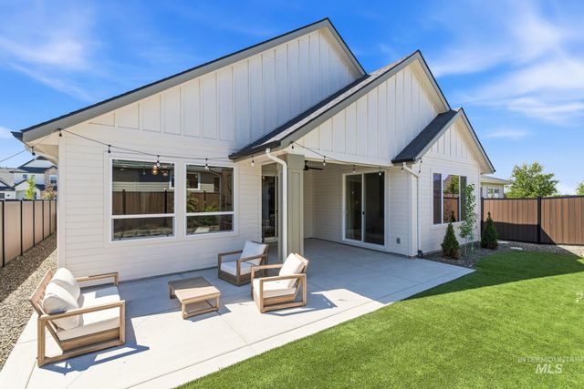 1940 E Phenomenal St., Meridian, ID 83642